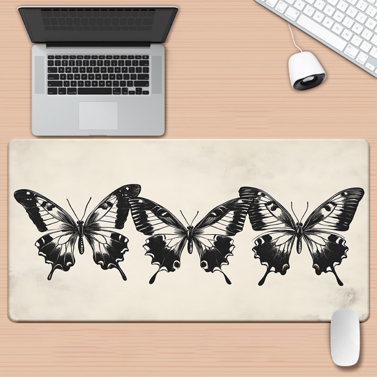Butterfly Illustration Desk Ma - Vintage Gaming Accessories ulasan dan harga